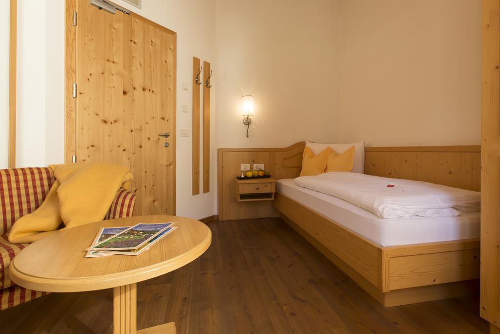 Berghotel Johanneshof Anterselva di Mezzo Esterno foto