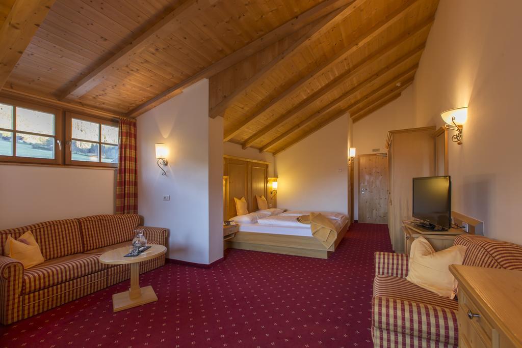 Berghotel Johanneshof Anterselva di Mezzo Esterno foto