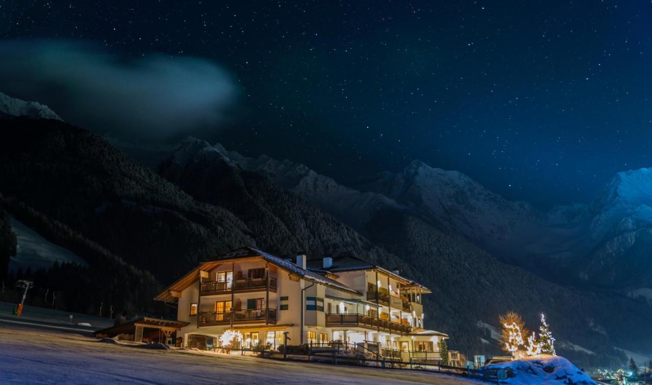 Berghotel Johanneshof Anterselva di Mezzo Esterno foto