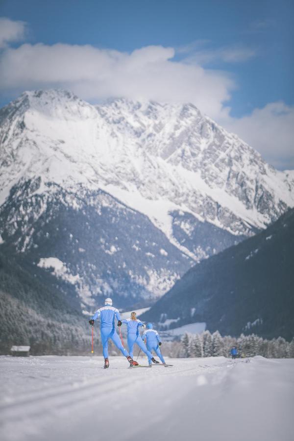 Berghotel Johanneshof Anterselva di Mezzo Esterno foto